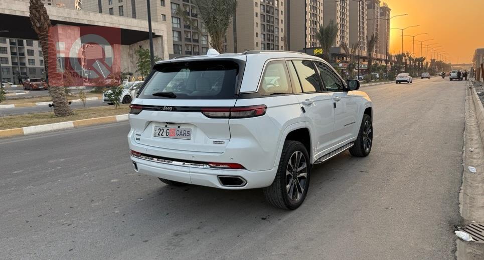 جيب جراند شيروكي